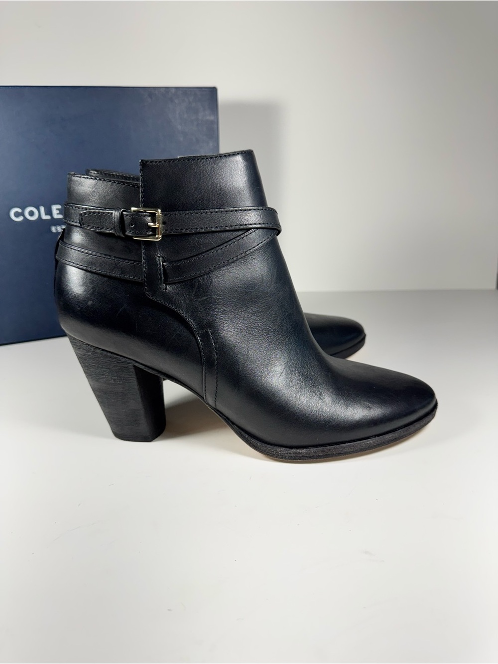 Cole Haan Hayes Black Leather Buckle Ankle Heel Booties women’s 9 Winter Boots - Picture 2 of 9